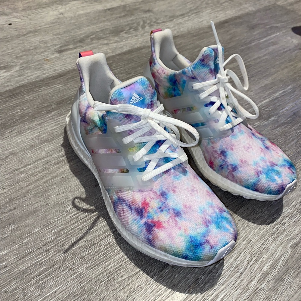 adidas Women's Ultraboost DNA Tie Dye Running Shoes